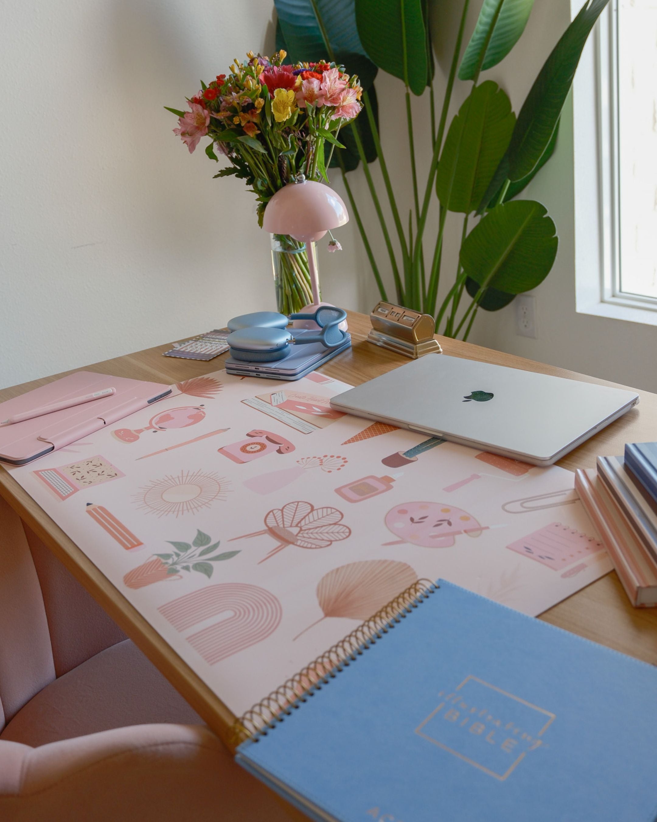 (extra loved) Desk Mats 🖥️
