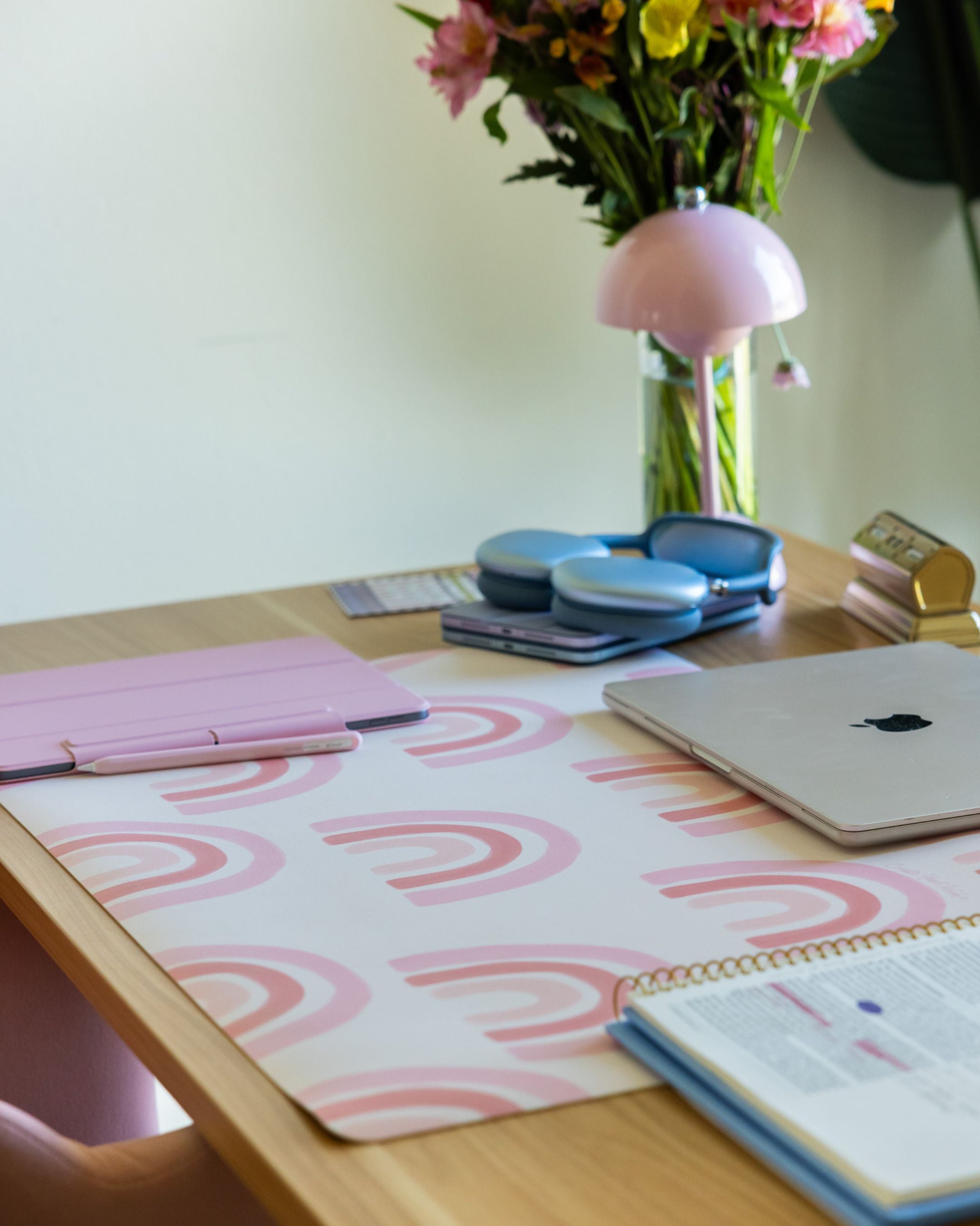 (extra loved) Desk Mats 🖥️