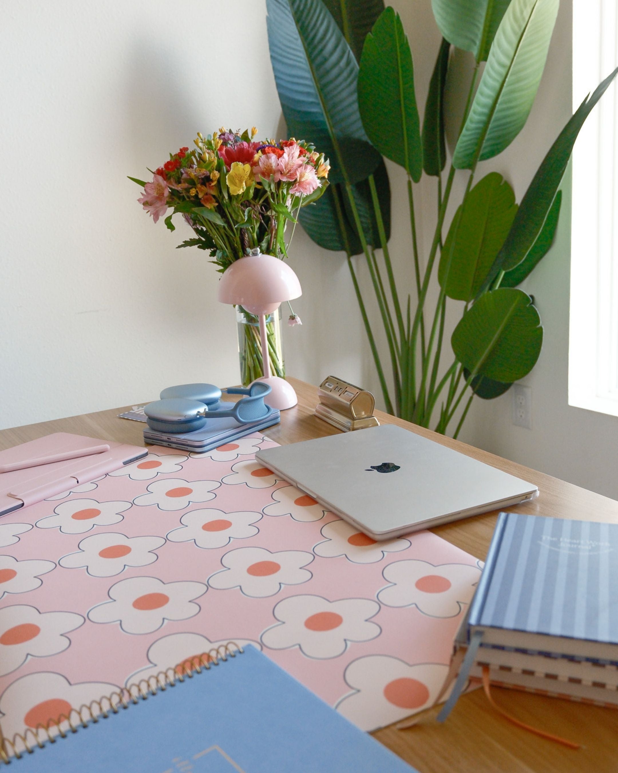 (extra loved) Desk Mats 🖥️